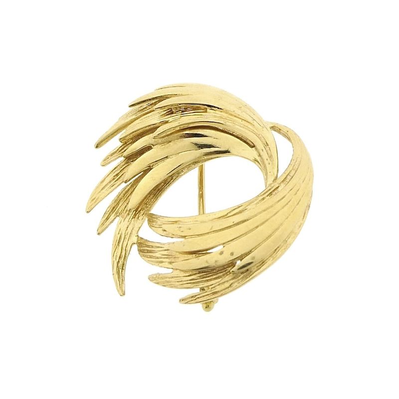 Image 10 of Golden brooch of wings