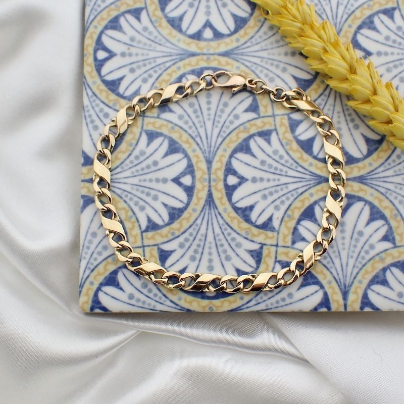 Image 2 of Golden fantasy link bracelet