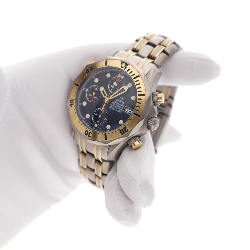 Image 16 of Omega Seamaster Chronograph 300m 2297.80.00; Yellow gold/titanium men's watch