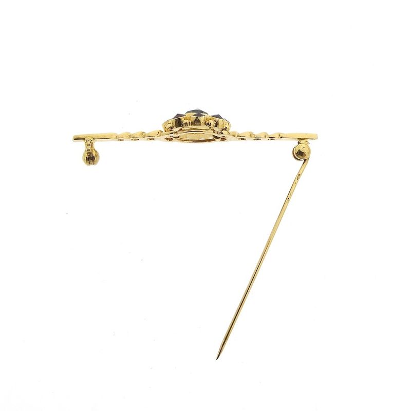 Image 7 of Antique gold brooch with garnet
