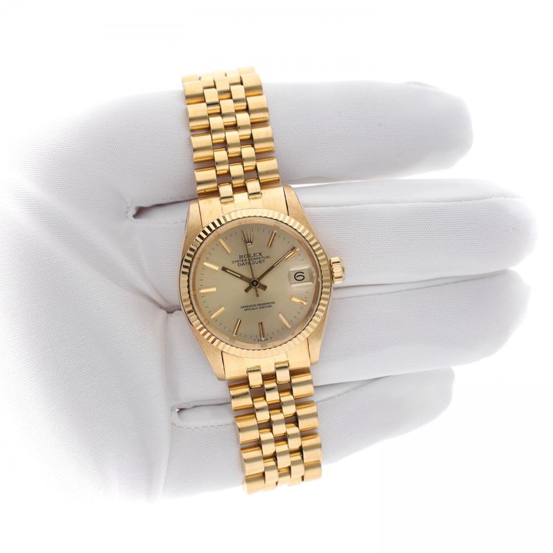 Image 9 of Rolex Datejust 31mm 18ct Gold Watch