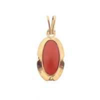Gold pendant with red coral | Vintage
