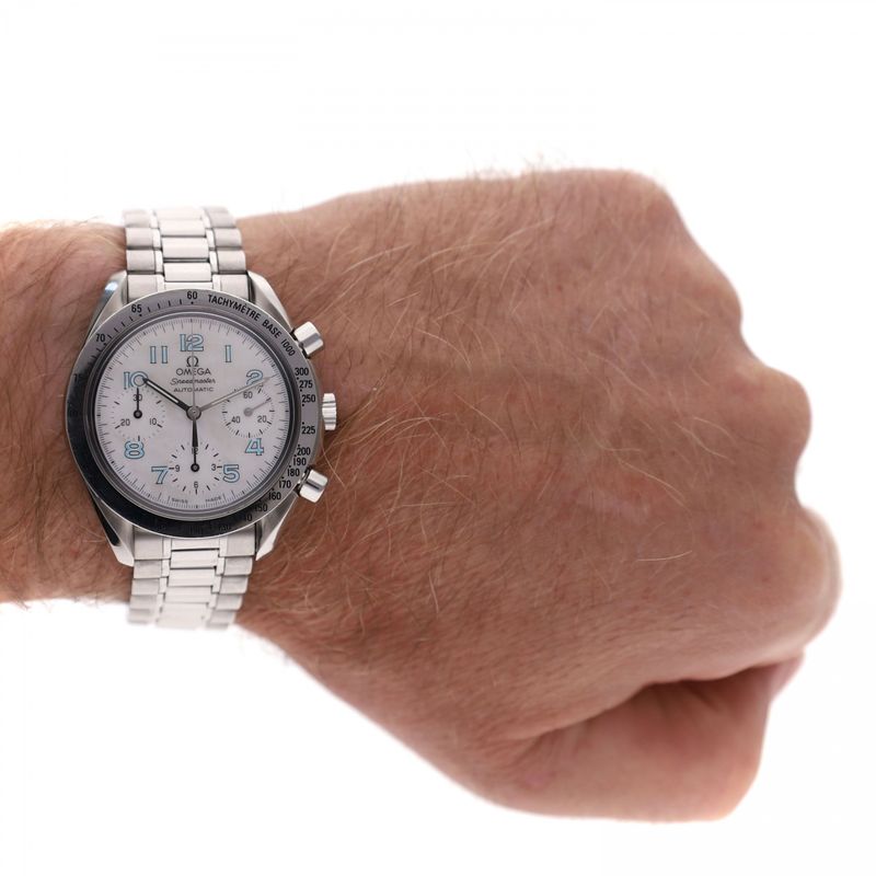 Image 15 of Omega Speedmaster Reduced 'Mother of Pearl' 3802.71.53; Automatic Chronograph