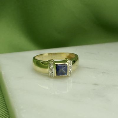 Image 2 of Gold ring with sapphire and diamonds