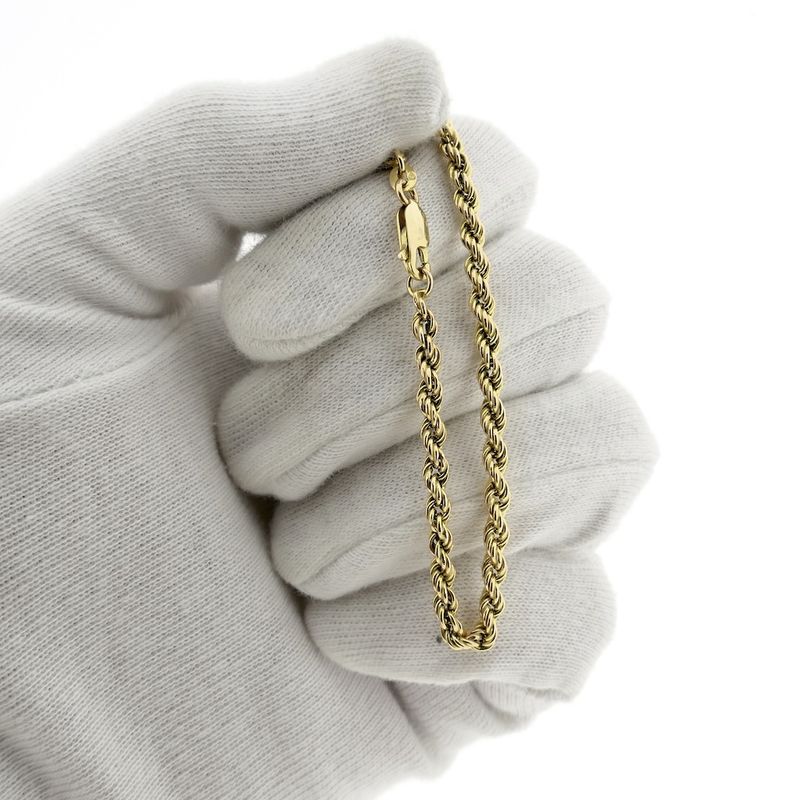Image 9 of Gold twisted link bracelet | 18.5 cm