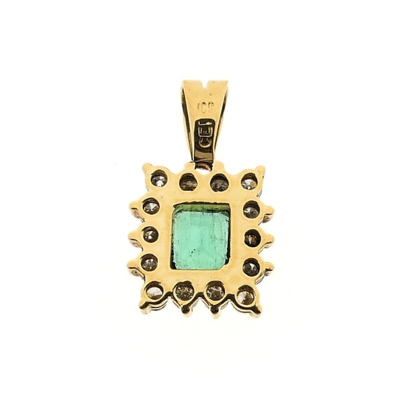 Image 5 of 18K Gold Pendant with Emerald and Diamond | 0.49 ct.