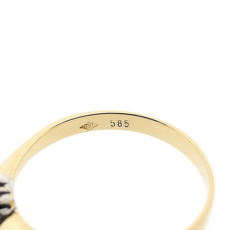 Image 6 of Gold Ring with Zirconia