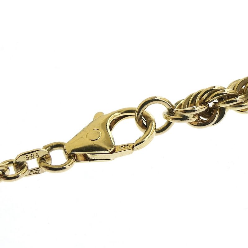 Image 5 of Gold twisted link chain