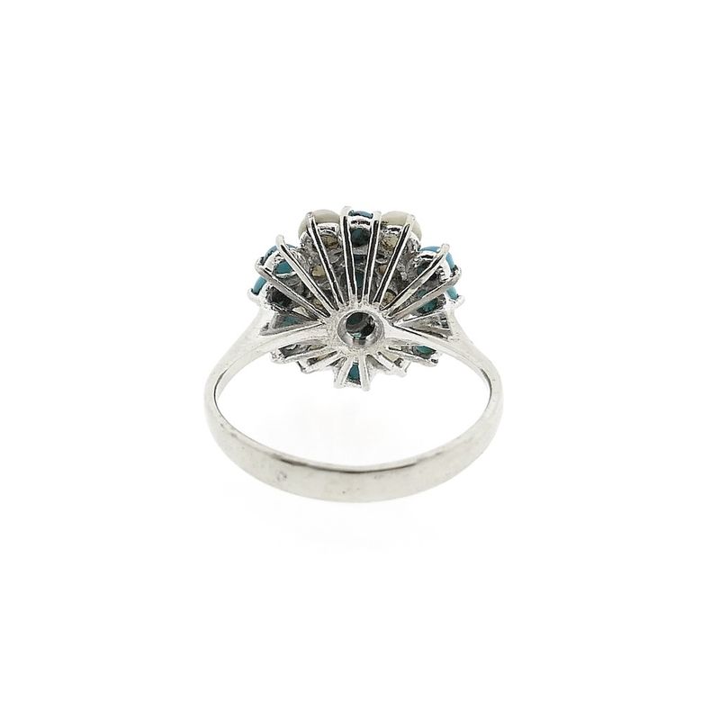 Image 3 of White gold entourage ring with baroque pearl and turquoise
