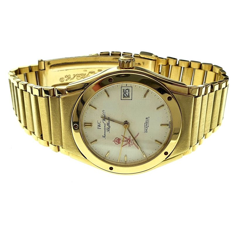 Image 4 of IWC Ingenieur; 18k. men's watch | 'Khanjar Chrest'