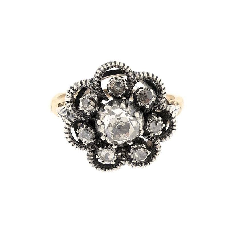 Image 4 of Gold Victorian ring with rose-cut diamonds; Approx. 0.34 ct.