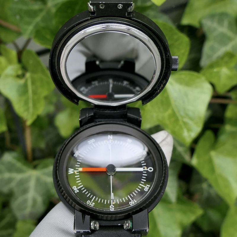 Image 13 of IWC Porsche Design 'Compass' Moonphase IW3551; Automatic men's watch