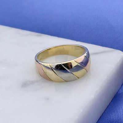 Image 2 of Tricolor Gold Ring