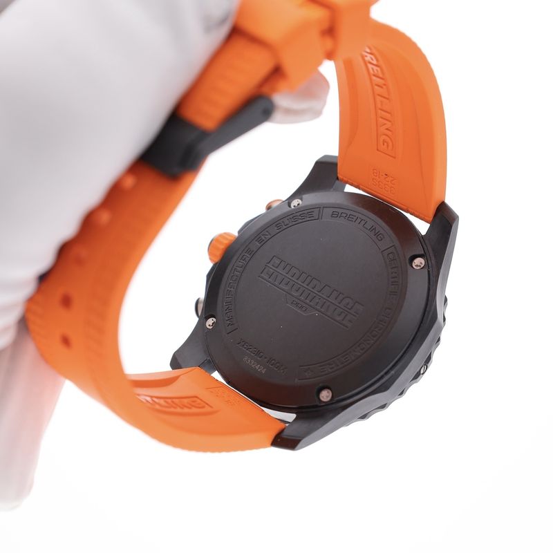 Image 16 of Breitling Endurance Pro 'Orange' X82310; Chronograph men's watch