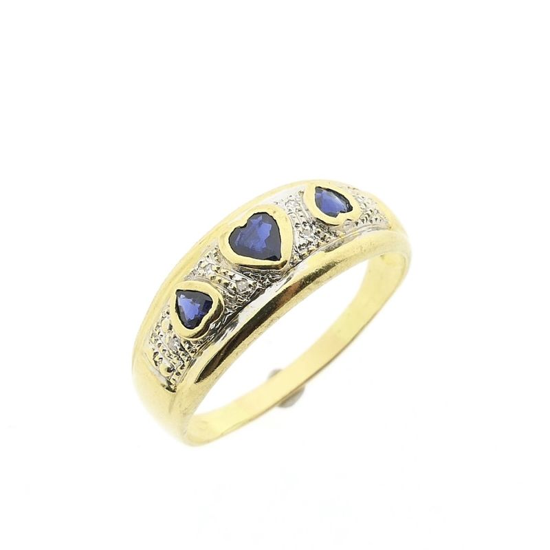 Image 1 of 18K Gold ring with sapphire and diamond | 0.03 ct.