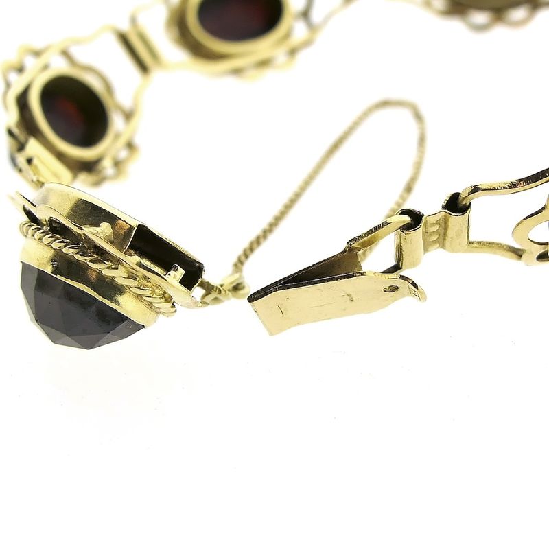 Image 4 of Vintage/antique gold boat bracelet with garnet | 19 cm