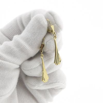 Image 2 of 8 Ct. Earrings with diamond | 0.10 ct.