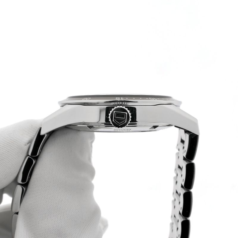 Image 6 of TAG Heuer Carrera Calibre 5 WV211N; Automatic men's watch