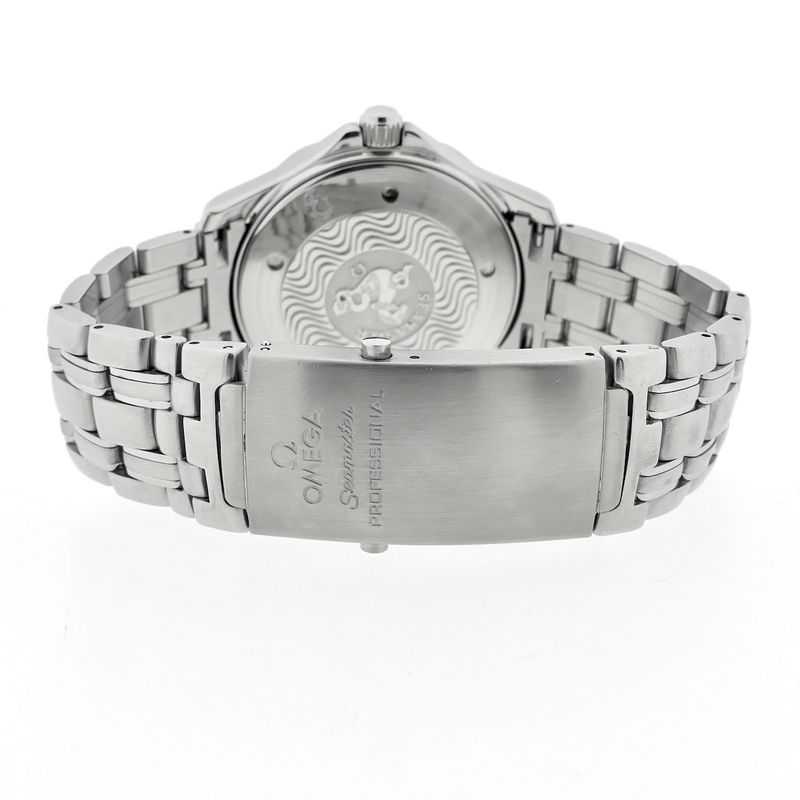 Image 11 of Omega Seamaster 300m 'James Bond' 2531.80.00; Automatic men's diving watch