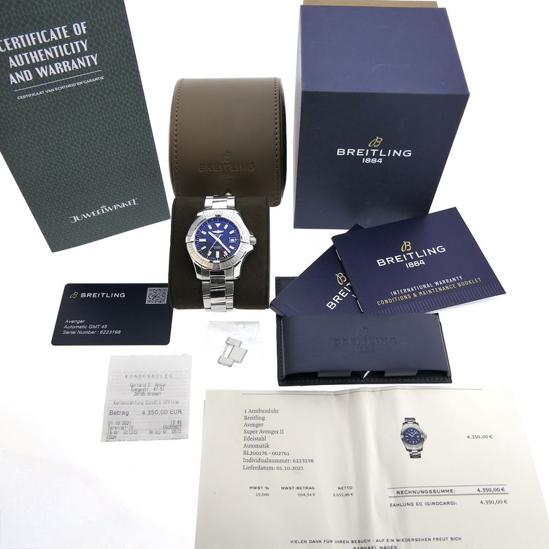 Image 4 of Breitling Avenger GMT 45 A32395; Automatic men's watch with GMT second time zone