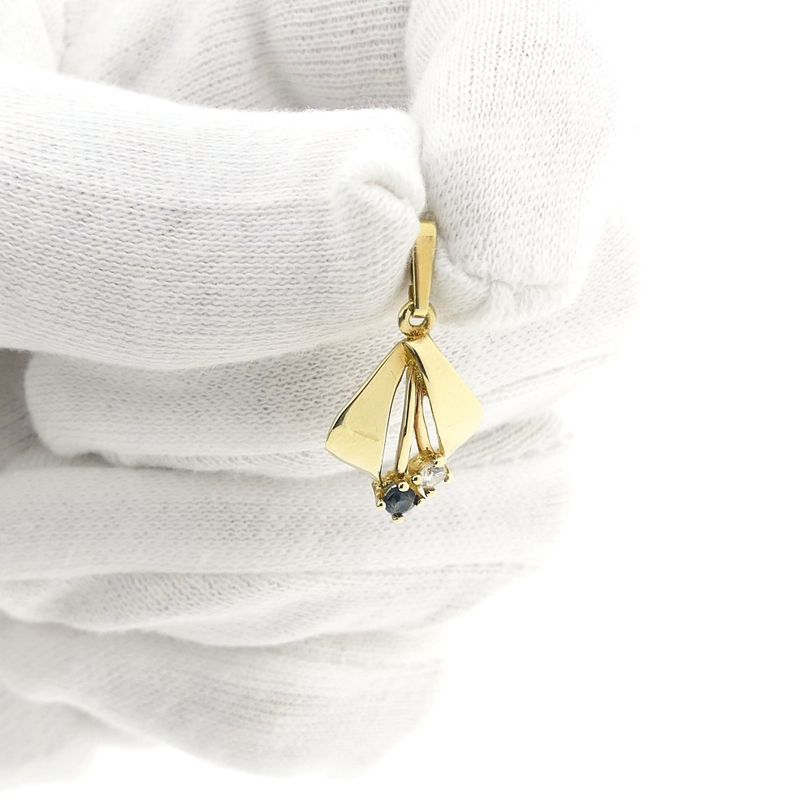 Image 9 of Gold pendant with sapphire and zirconia