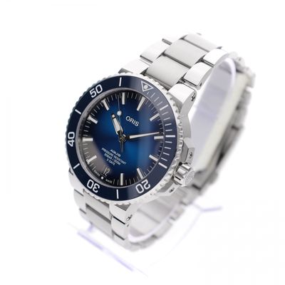 Image 2 of Oris Aquis Date 5-Days 43.5mm Automatic Watch