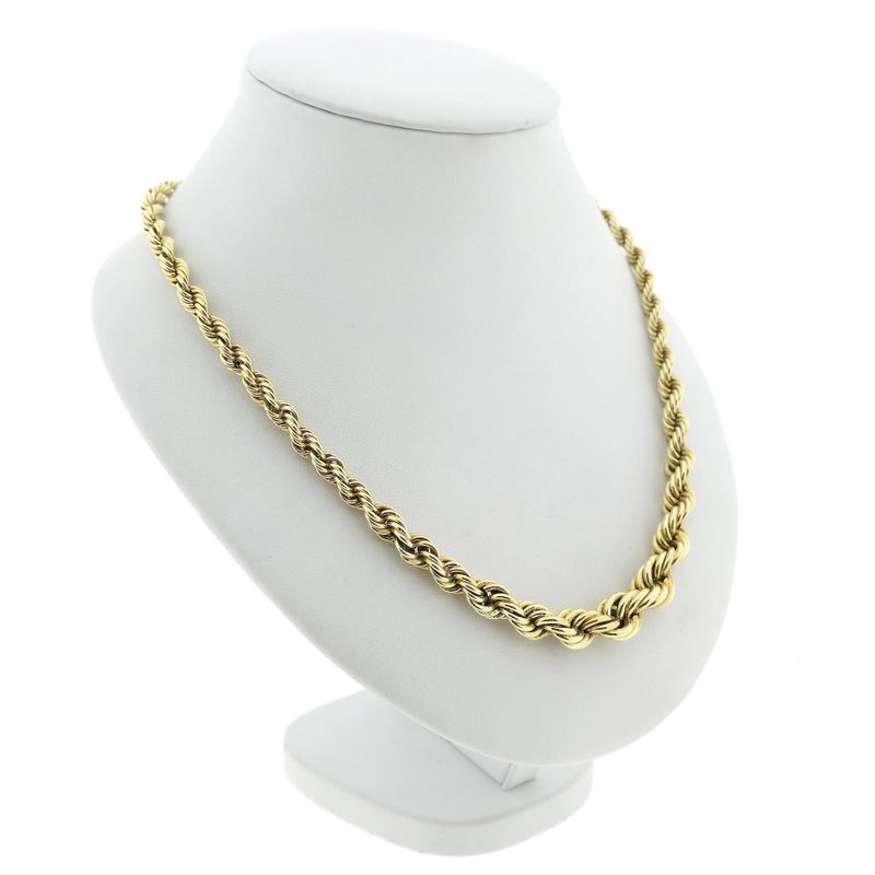 Image 3 of Gold twisted link chain