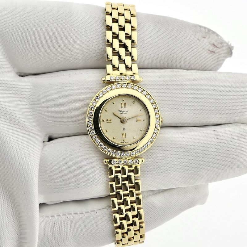 Image 10 of Chopard Geneva Classic 884.1; Vintage 18k gold women's watch with diamonds