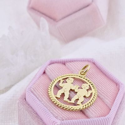 Image 2 of Gold pendant of the Gemini zodiac sign | Fabiola