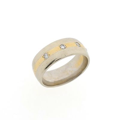 Image 1 of Two-tone gold ring with 0.16 ct diamonds.