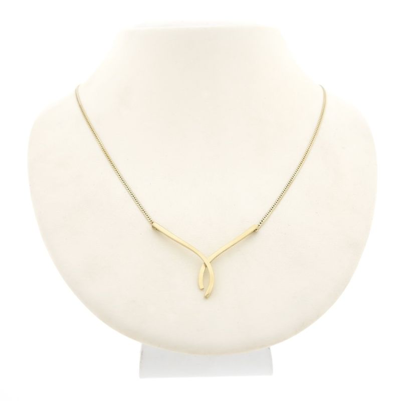 Image 1 of Gold flat cardano link chain with fixed pendant