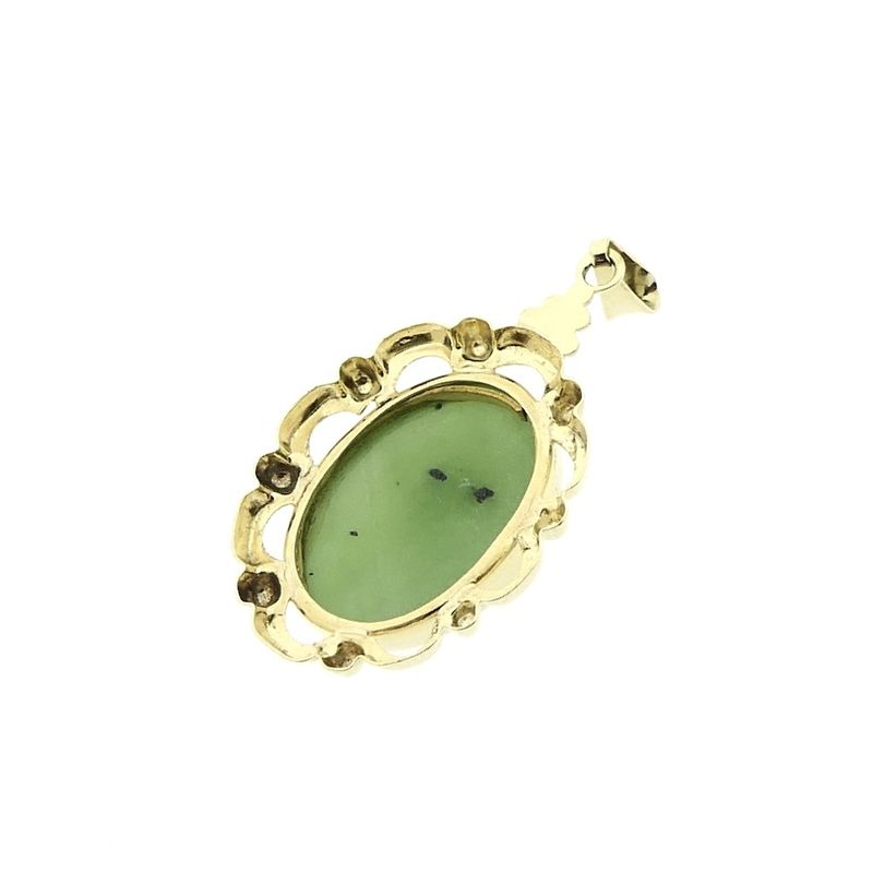 Image 5 of Gold pendant with Jade