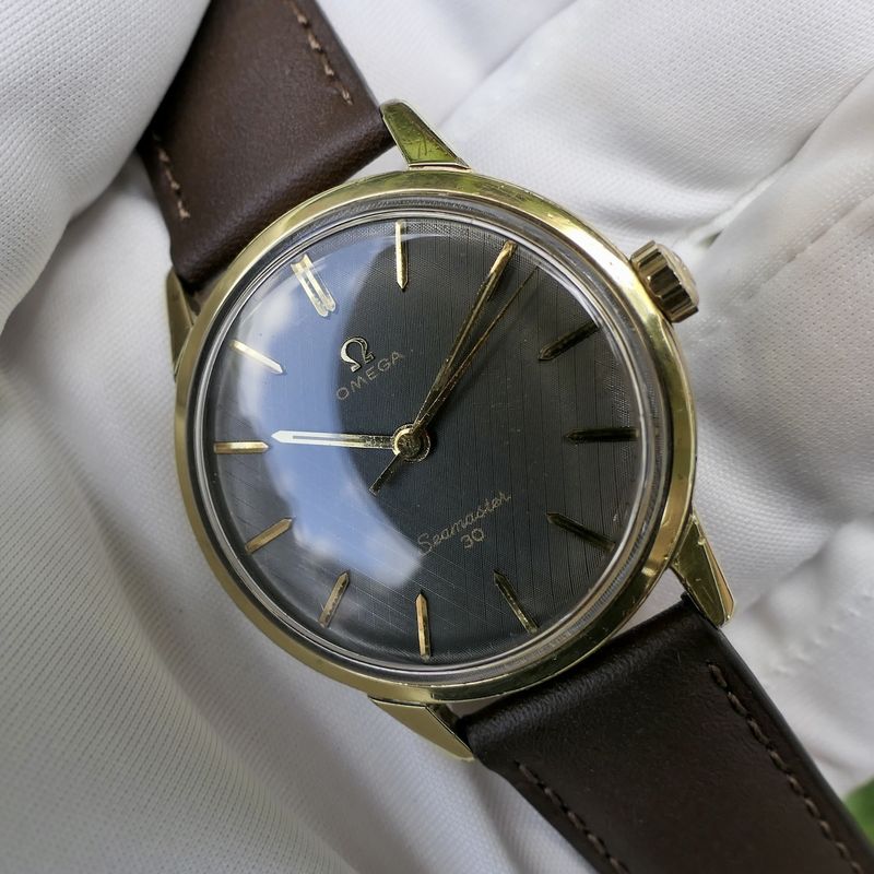 Image 13 of Omega 'Seamaster 30' 135.007; Vintage 14k. goldcap heren horloge