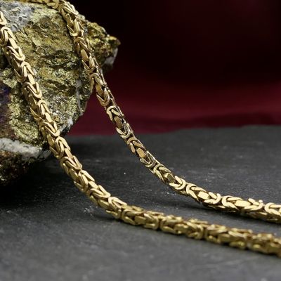 Gold square king link necklace | 62 cm Image 2 of Gold square king link necklace | 62 cm