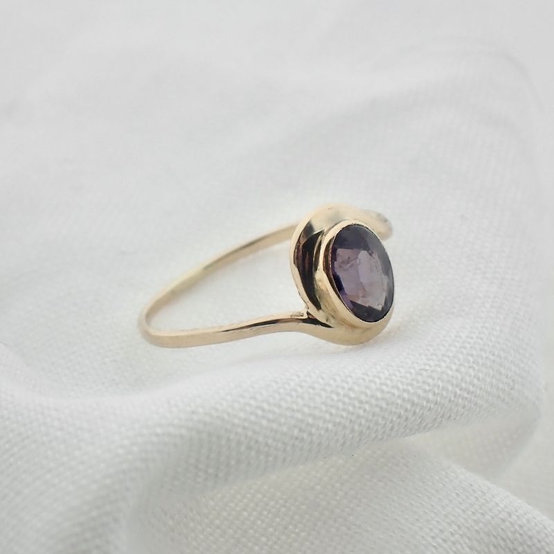 Image 6 of Vintage gold ring with purple sapphire