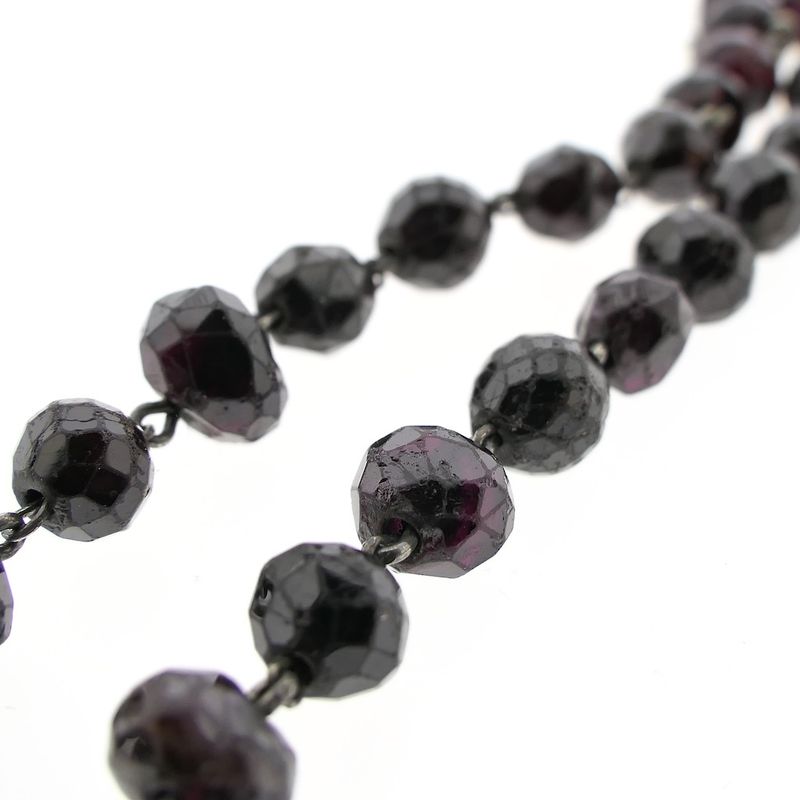 Image 6 of Antique garnet bead necklace with gold decorative clasp