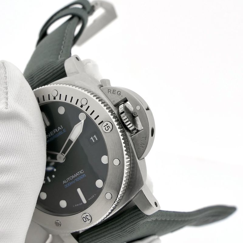 Image 9 of Panerai Submersible QuarantaQuattro 44mm PAM01229; Automatic men's watch