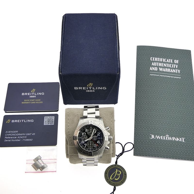 Image 4 of Breitling Avenger Chronograph GMT 45 A24315; Automatic men's watch