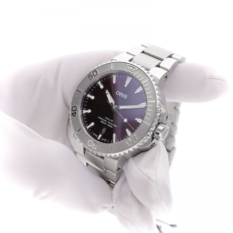 Image 11 of Oris Aquis Date Relief 01 733 7766 4158; Automatic Men's Watch