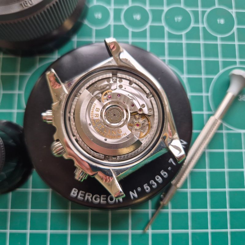 Image 13 of Breitling Chronomat B01 44 AB0110; Automatic Men's Watch