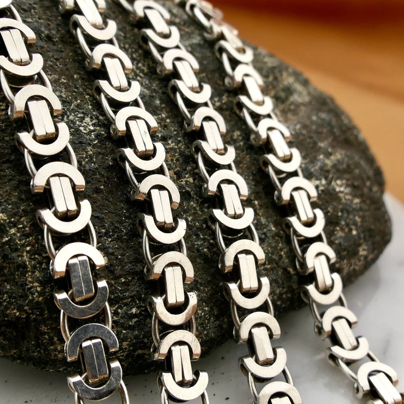 Image 2 of Silver Robust Flat King Link Chain