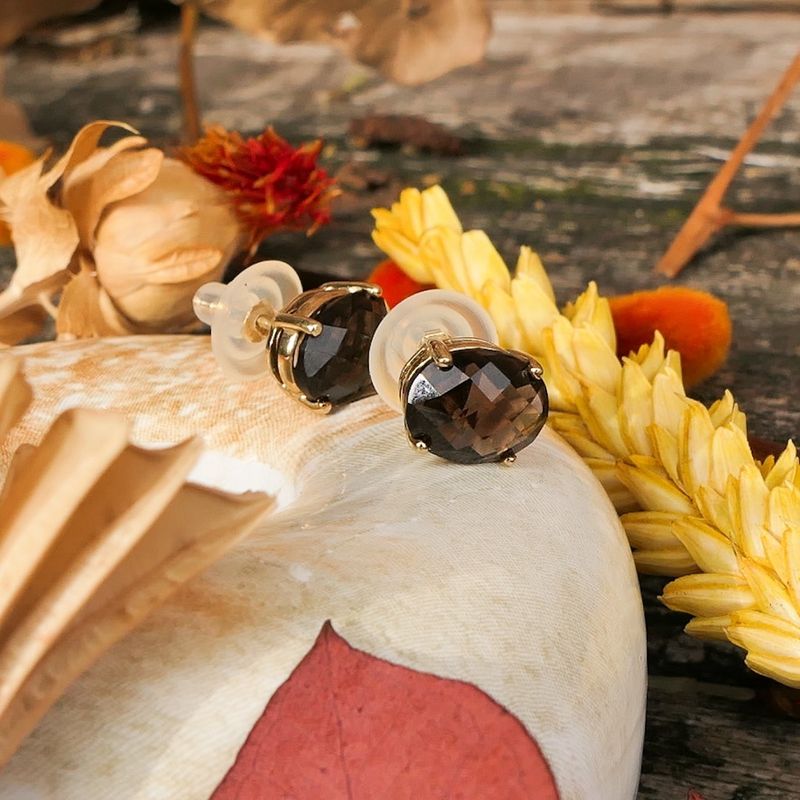 Image 2 of 9 crt. stud earrings with smoky quartz