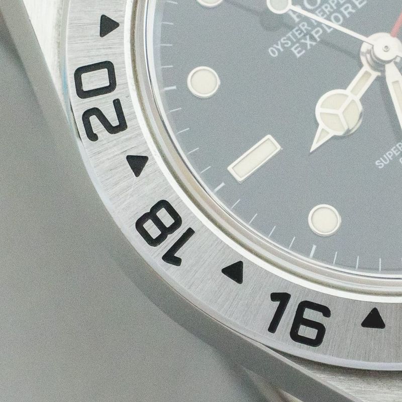 Image 25 of Rolex Explorer II 16570 'Full-Set'; Automatic men's watch from 1998