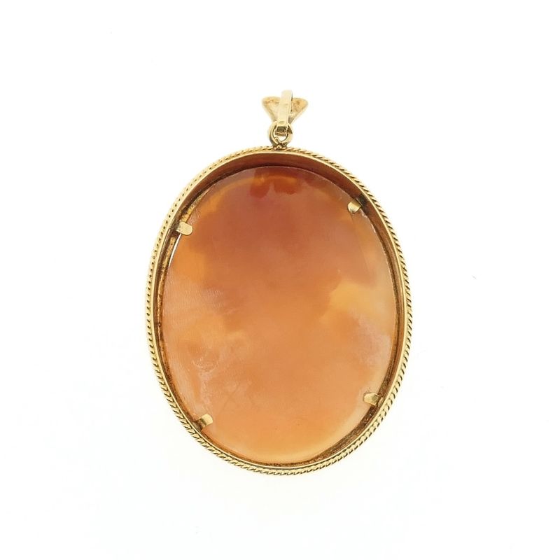 Image 5 of Antique gold pendant with cameo