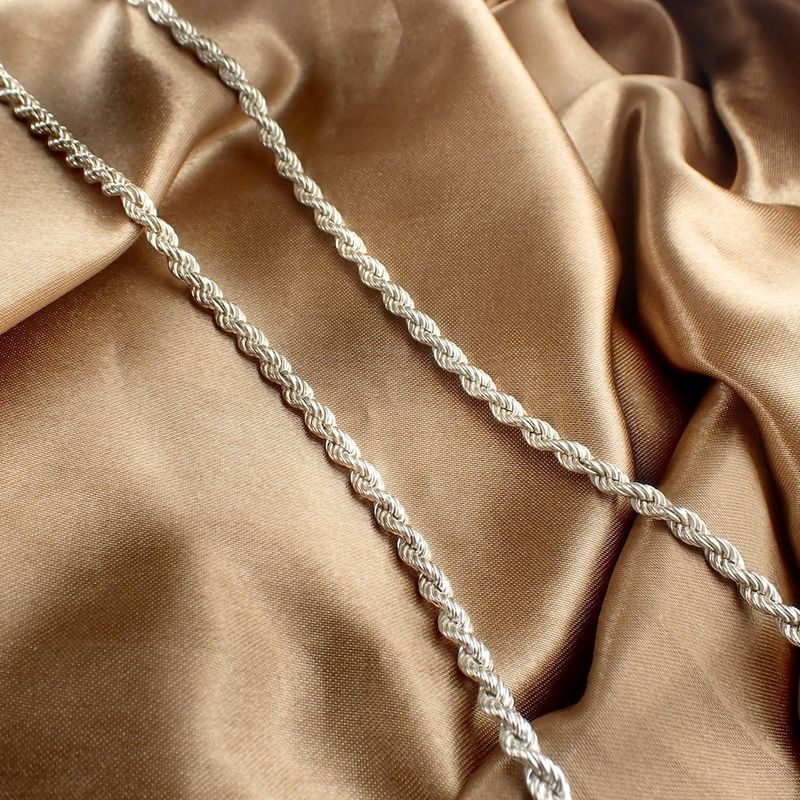 Image 4 of Silver long twisted link necklace | 69.5 cm