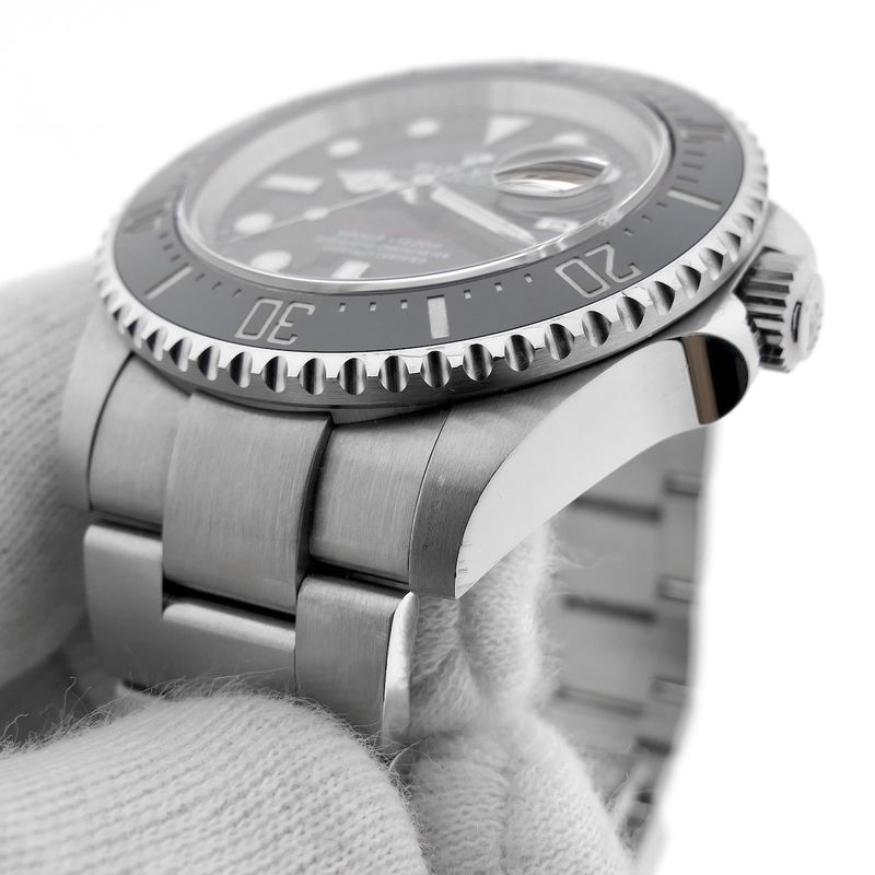 Image 18 of Rolex Sea-Dweller 43mm 126600; Automatic men's diving watch
