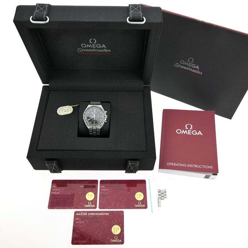 Image 4 of Omega Speedmaster Moonwatch 'Double Sapphire'; Chronograph men's watch