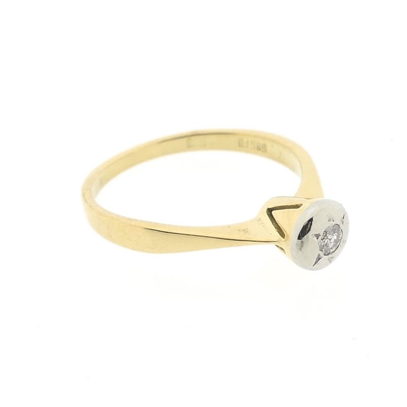 Image 5 of Gold solitaire ring with diamond; 0.05 ct.