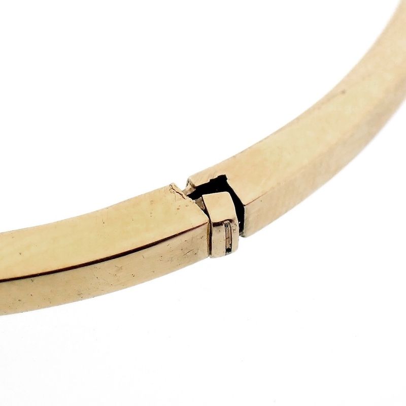 Image 7 of Gold bangle with 0.12 ct. diamonds | Ø 60 mm