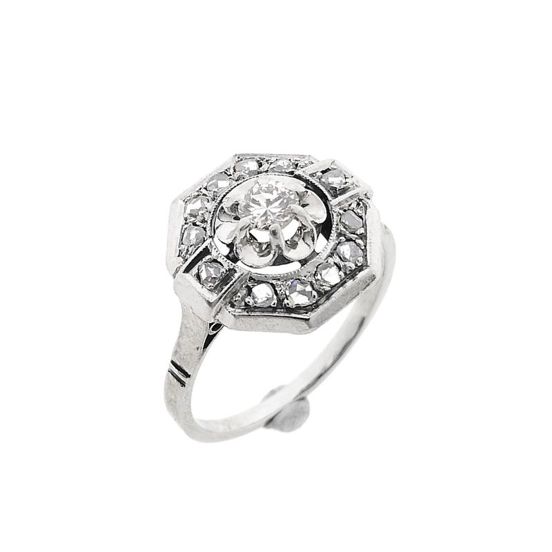 Image 1 of Antique White Gold Diamond Ring; 0.27 ct.